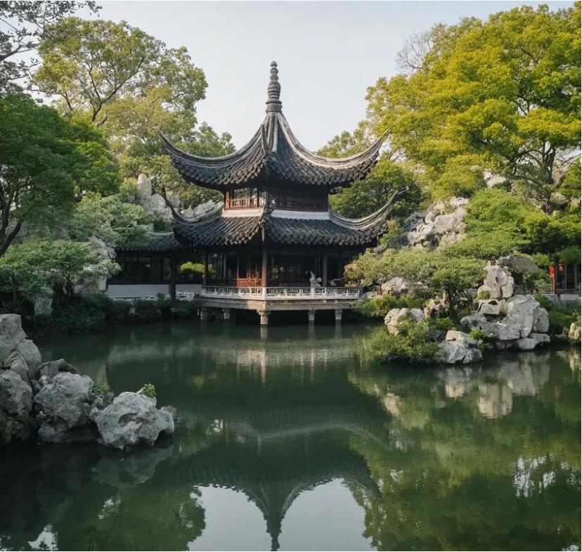 昆明东川距离餐饮有限公司